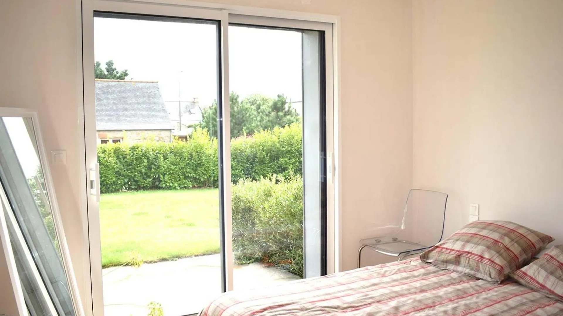 Holiday home Superbe Villa Avec Wifi Et Grand Jardin A 300M De La Plage A L'Ile Grande, Proche Club Nautique - Fr-1-368-129 Pleumeur-Bodou